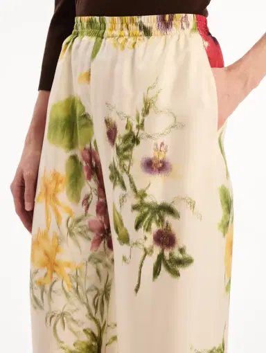 Oscar de la Renta Dominican Mixed-Floral Wide Leg Pant | Thumbnail 6 Oscar de la Renta Dominican Mixed-Floral Wide Leg Pant | Thumbnail 6