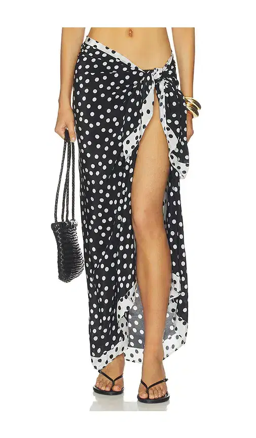 Leslie Amon Sarong