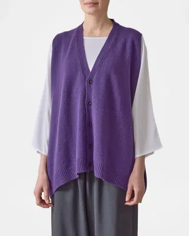 Eskandar V-Neck Cashmere Vest | Thumbnail 3 Eskandar V-Neck Cashmere Vest | Thumbnail 3