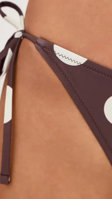LE BOP ide Tie Bikini Bottoms Chocolate Polka Dot | Thumbnail 6