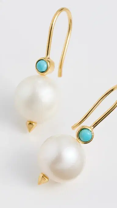HART Pearl Earrings | Thumbnail 4