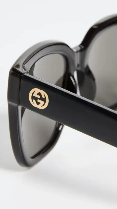 Gucci Minimal Sunglasses Black-Black-Smoke One Size | Thumbnail 5