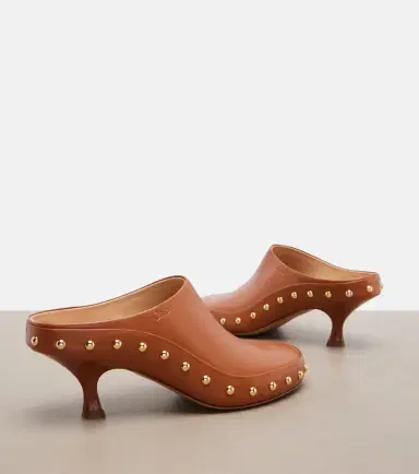 Chloé Chloé Studded leather clogs | Thumbnail 3