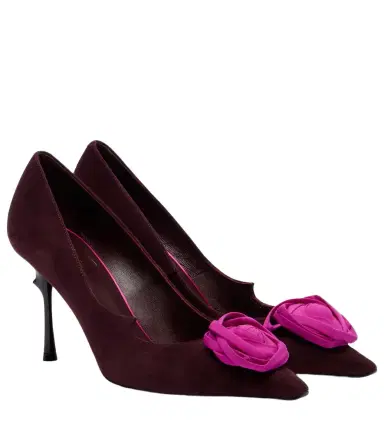 Roger Vivier Rose Vivier floral-appliqué suede pumps | Thumbnail 1 Roger Vivier Rose Vivier floral-appliqué suede pumps | Thumbnail 1