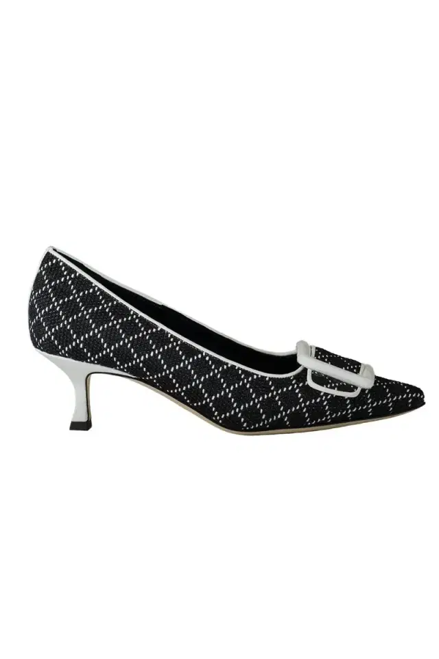 Manolo Blahnik Maysale Pump - Black White