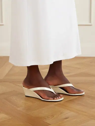 NEOUS Tercus 50 Leather Thong Sandals | Thumbnail 2