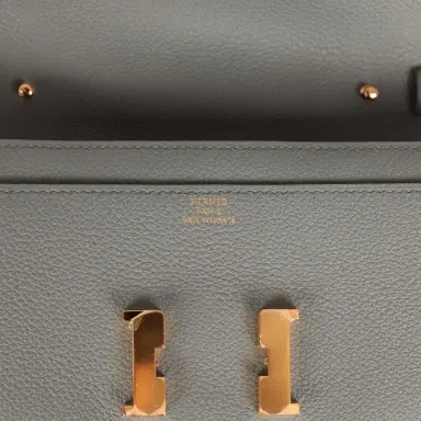 HERMÈS Hermes Constance Wallet To Go Vert Amande Evercolor Gold Hardware | Thumbnail 7 HERMÈS Hermes Constance Wallet To Go Vert Amande Evercolor Gold Hardware | Thumbnail 7