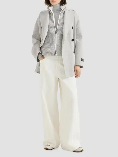 Brunello Cucinelli Women's Sparkling Cashmere and Silk Lightweight Turtleneck Sweater | Thumbnail 6 Brunello Cucinelli Women's Sparkling Cashmere and Silk Lightweight Turtleneck Sweater | Thumbnail 6
