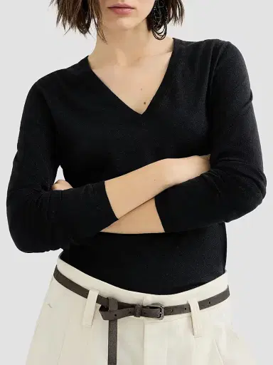 Brunello Cucinelli Women's Cashmere and Silk Sparkling Lightweight Sweater | Thumbnail 4 Brunello Cucinelli Women's Cashmere and Silk Sparkling Lightweight Sweater | Thumbnail 4