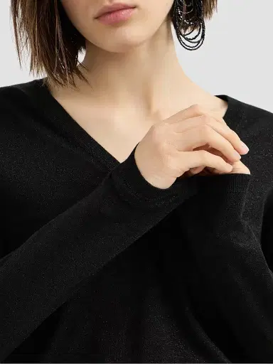 Brunello Cucinelli Women's Cashmere and Silk Sparkling Lightweight Sweater | Thumbnail 5 Brunello Cucinelli Women's Cashmere and Silk Sparkling Lightweight Sweater | Thumbnail 5