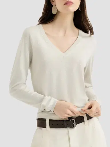 Brunello Cucinelli Women's Cashmere and Silk Sparkling Lightweight Sweater | Thumbnail 2 Brunello Cucinelli Women's Cashmere and Silk Sparkling Lightweight Sweater | Thumbnail 2