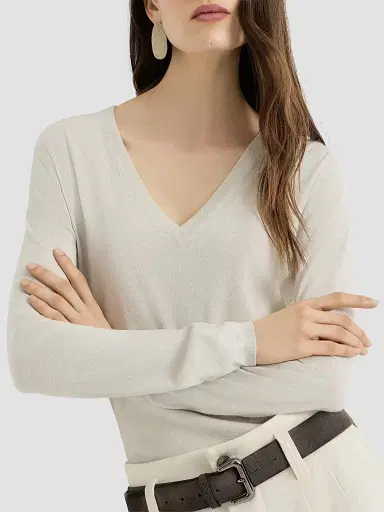 Brunello Cucinelli Women's Cashmere and Silk Sparkling Lightweight Sweater | Thumbnail 4 Brunello Cucinelli Women's Cashmere and Silk Sparkling Lightweight Sweater | Thumbnail 4