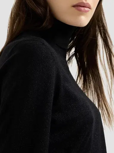 Brunello Cucinelli Women's Sparkling Cashmere and Silk Lightweight Turtleneck Sweater | Thumbnail 4 Brunello Cucinelli Women's Sparkling Cashmere and Silk Lightweight Turtleneck Sweater | Thumbnail 4