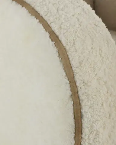Old Hickory Tannery Haven Sheepskin Chair | Thumbnail 5