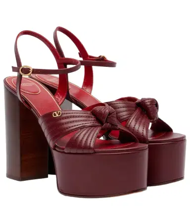 Valentino Garavani Crasher VLogo leather platform sandals | Thumbnail 1 Valentino Garavani Crasher VLogo leather platform sandals | Thumbnail 1