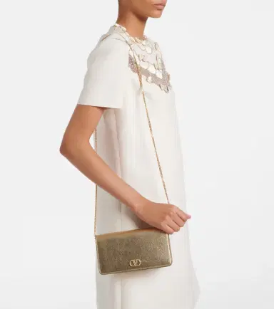 Valentino Garavani VLogo Mini metallic leather clutch | Thumbnail 7