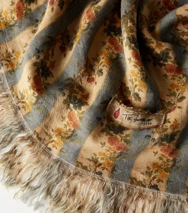 The House of Lyria Tormento floral striped linen tablecloth | Thumbnail 2