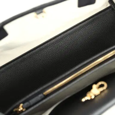 Chanel Chanel Medium "Urban Essential" East West Shopping Tote Black Caviar Gold Hardware | Thumbnail 9