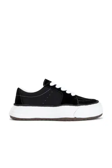 Maison MIHARA YASUHIRO Eric Original Sole Suede Low-Top Sneaker | Thumbnail 1 Maison MIHARA YASUHIRO Eric Original Sole Suede Low-Top Sneaker | Thumbnail 1