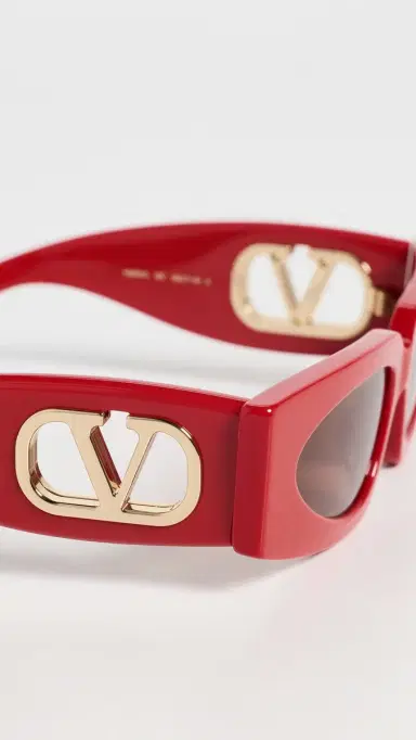 Valentino Vain Bold Sunglasses | Thumbnail 5 Valentino Vain Bold Sunglasses | Thumbnail 5