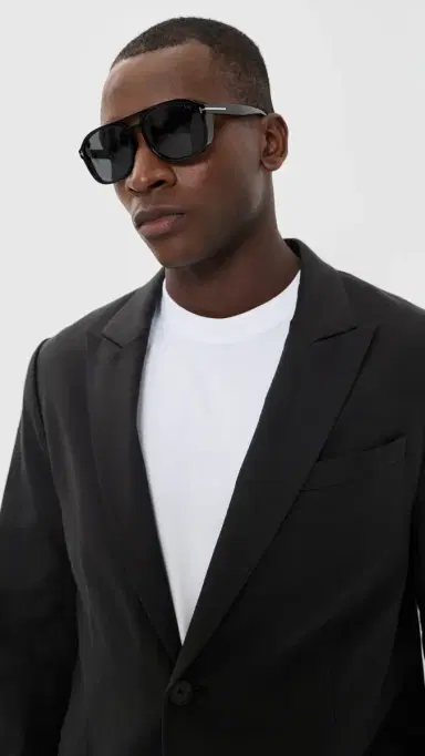 Tom Ford Rosco Sunglasses Shiny Black One Size | Thumbnail 4 Tom Ford Rosco Sunglasses Shiny Black One Size | Thumbnail 4