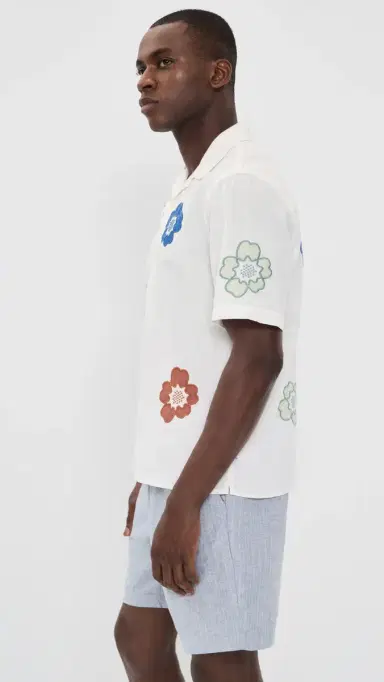 Wax London Didcot Applique Floral Shirt Ecru/Multi | Thumbnail 4
