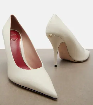 Valentino Garavani Cuttie leather pumps | Thumbnail 2
