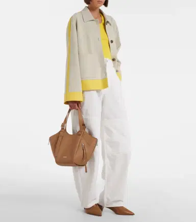 Loewe Hammock Flip Medium leather top-handle bag | Thumbnail 5 Loewe Hammock Flip Medium leather top-handle bag | Thumbnail 5
