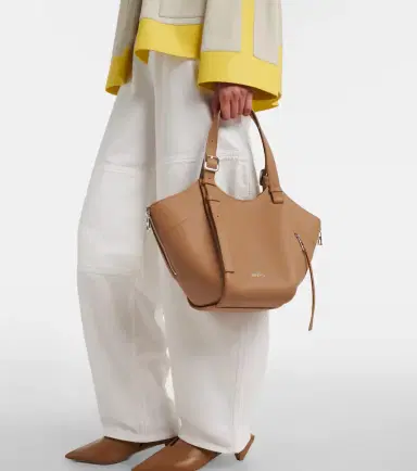 Loewe Hammock Flip Medium leather top-handle bag | Thumbnail 7 Loewe Hammock Flip Medium leather top-handle bag | Thumbnail 7