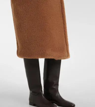 Max Mara Wool and silk teddy coat | Thumbnail 7