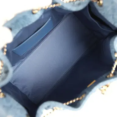 Chanel Chanel Small 25 Hobo Bag Blue Washed Denim Antique Gold Hardware | Thumbnail 8 Chanel Chanel Small 25 Hobo Bag Blue Washed Denim Antique Gold Hardware | Thumbnail 8