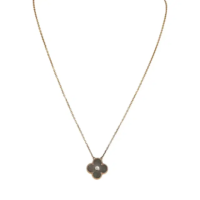 Van Cleef & Arpels Pre-owned Van Cleef & Arpels 2014 Holiday Vintage Alhambra Pendant Necklace Grey Mother of Pearl 18K Rose Gold and Diamond