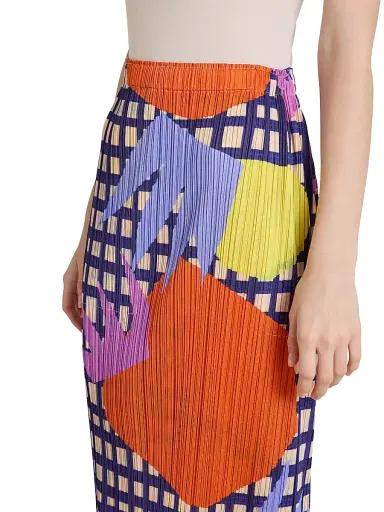 Pleats Please Issey Miyake Women's Market Printed Pleated Midi-Skirt - Tomato | Thumbnail 6