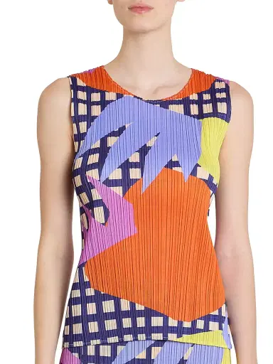Pleats Please Issey Miyake Women's Market Printed Pleated Top - Tomato - Size Large | Thumbnail 3