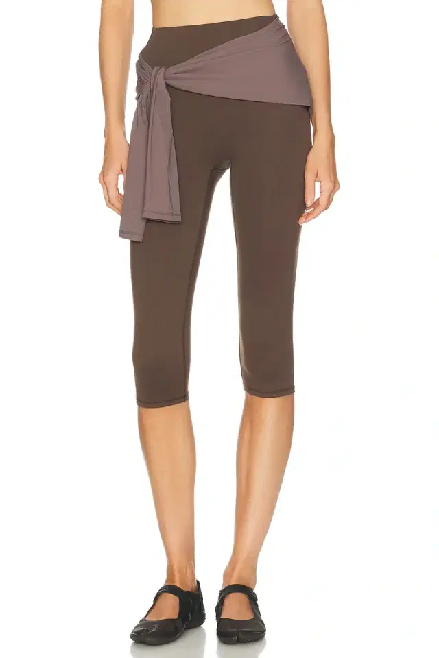 NikeSKIMS Matte 17 Crop Legging