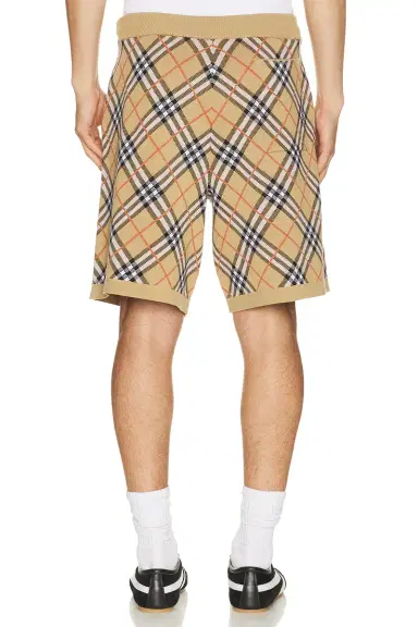 Burberry Gawain Short | Thumbnail 2