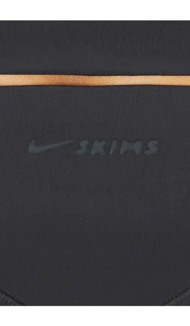 NikeSKIMS Matte Corset Leggings | Thumbnail 7