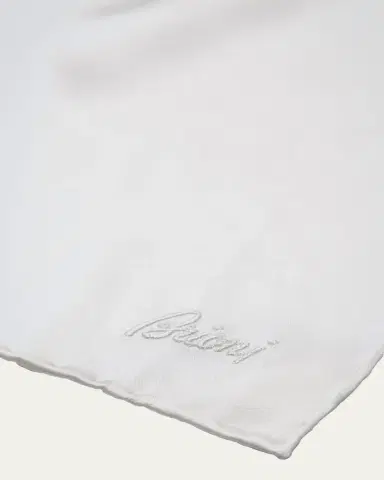 Brioni Men's Hand-Rolled Silk Pocket Square | Thumbnail 2
