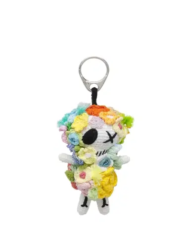 Alexander McQueen The Doll Rose Crochet Bag Charm | Thumbnail 1 Alexander McQueen The Doll Rose Crochet Bag Charm | Thumbnail 1