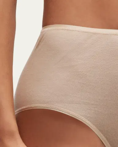 Hanro Cotton Seamless Satin-Trim Briefs | Thumbnail 5