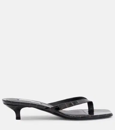 TOTEME Croc-effect leather thong sandals | Thumbnail 2
