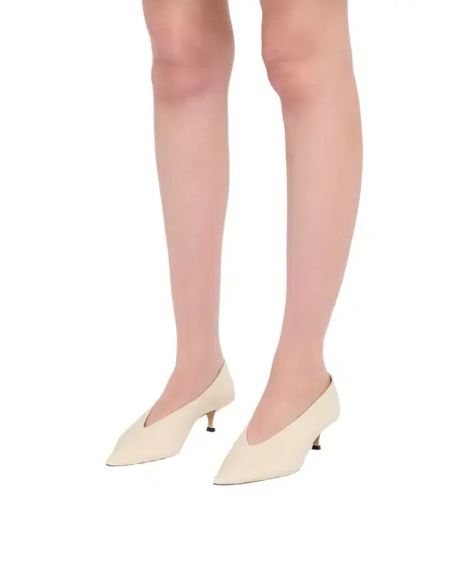 Le Monde Beryl 50mm Babouche Leather Kitten-Heel Pumps