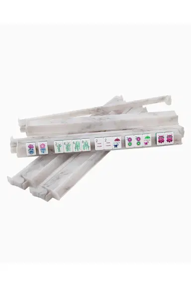 Oh My Mahjong for FWRD Pearlescent Bundle Mahjong Set | Thumbnail 5 Oh My Mahjong for FWRD Pearlescent Bundle Mahjong Set | Thumbnail 5