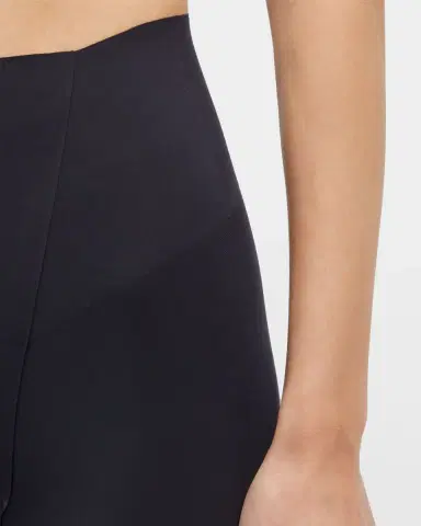 Commando High-Rise Zone Smoothing Shorts | Thumbnail 5 Commando High-Rise Zone Smoothing Shorts | Thumbnail 5