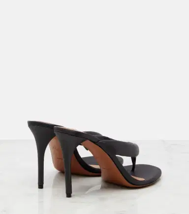 Alaïa Alaïa Padded thong sandals | Thumbnail 4