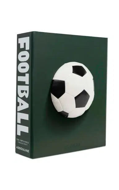 ASSOULINE Football The Impossible Collection: 100 Moments from the Beautiful Game | Thumbnail 2 ASSOULINE Football The Impossible Collection: 100 Moments from the Beautiful Game | Thumbnail 2