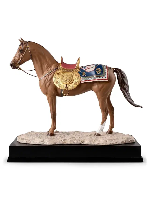 Lladro Cultures Of The World Karabakh Horse Porcelain Statue