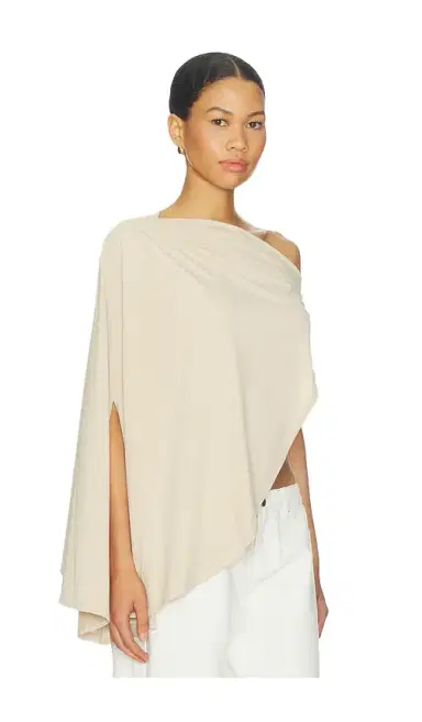 LIONESS Reborn Poncho | Thumbnail 2
