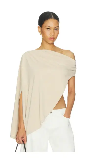 LIONESS Reborn Poncho | Thumbnail 1