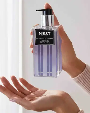 NEST New York Cedar Leaf & Lavender Liquid Soap, 10 oz. | Thumbnail 4 NEST New York Cedar Leaf & Lavender Liquid Soap, 10 oz. | Thumbnail 4